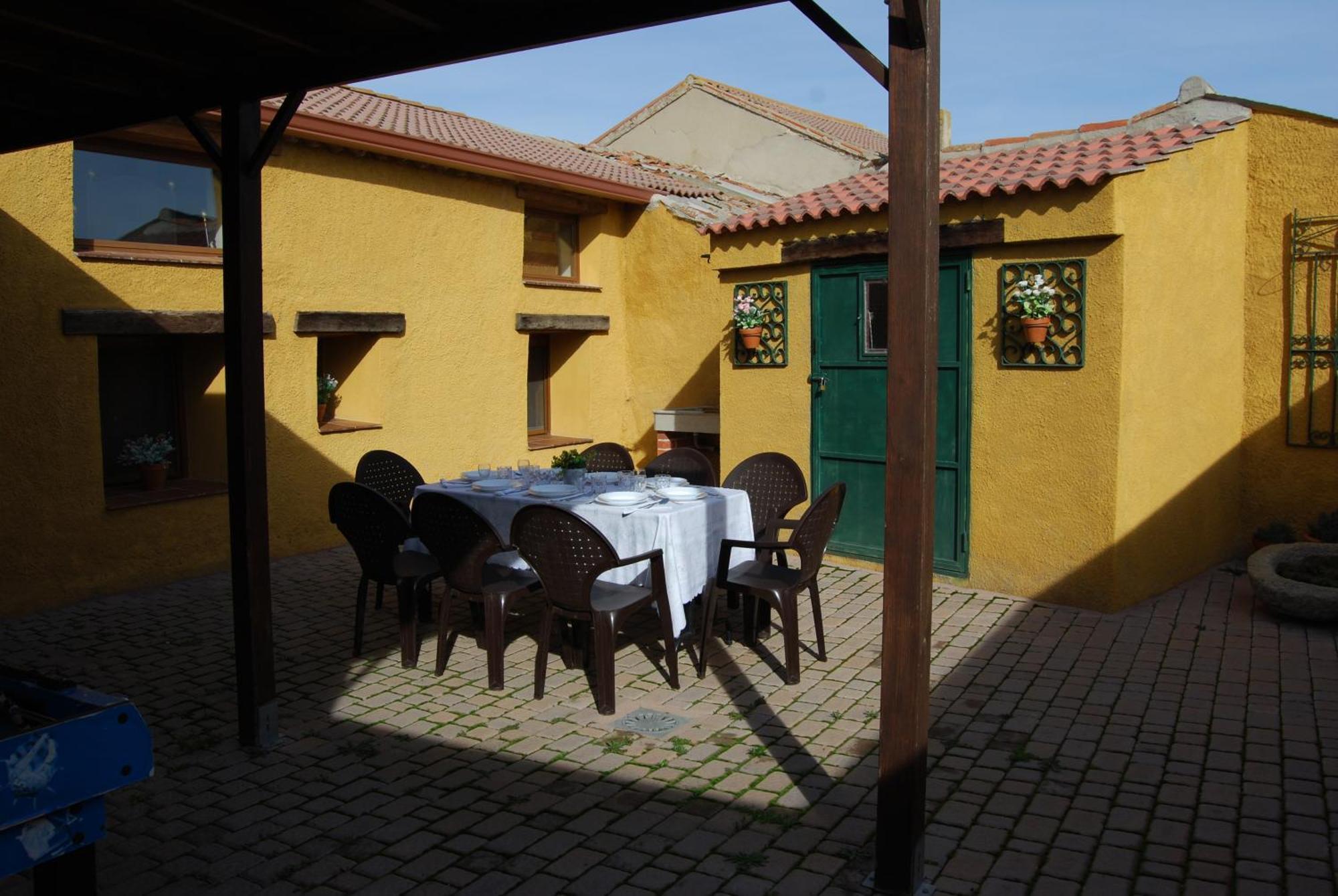 Arroyo Milano Casa Rural Maello Kültér fotó